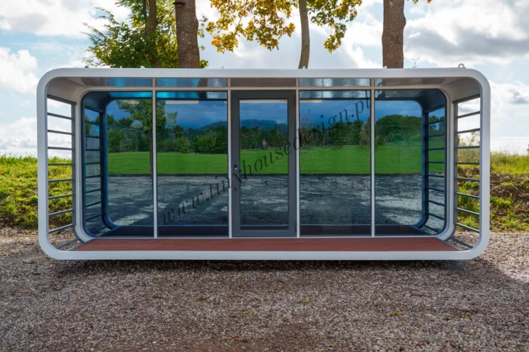 Kontener biurowy Qube house 6 z pergolą